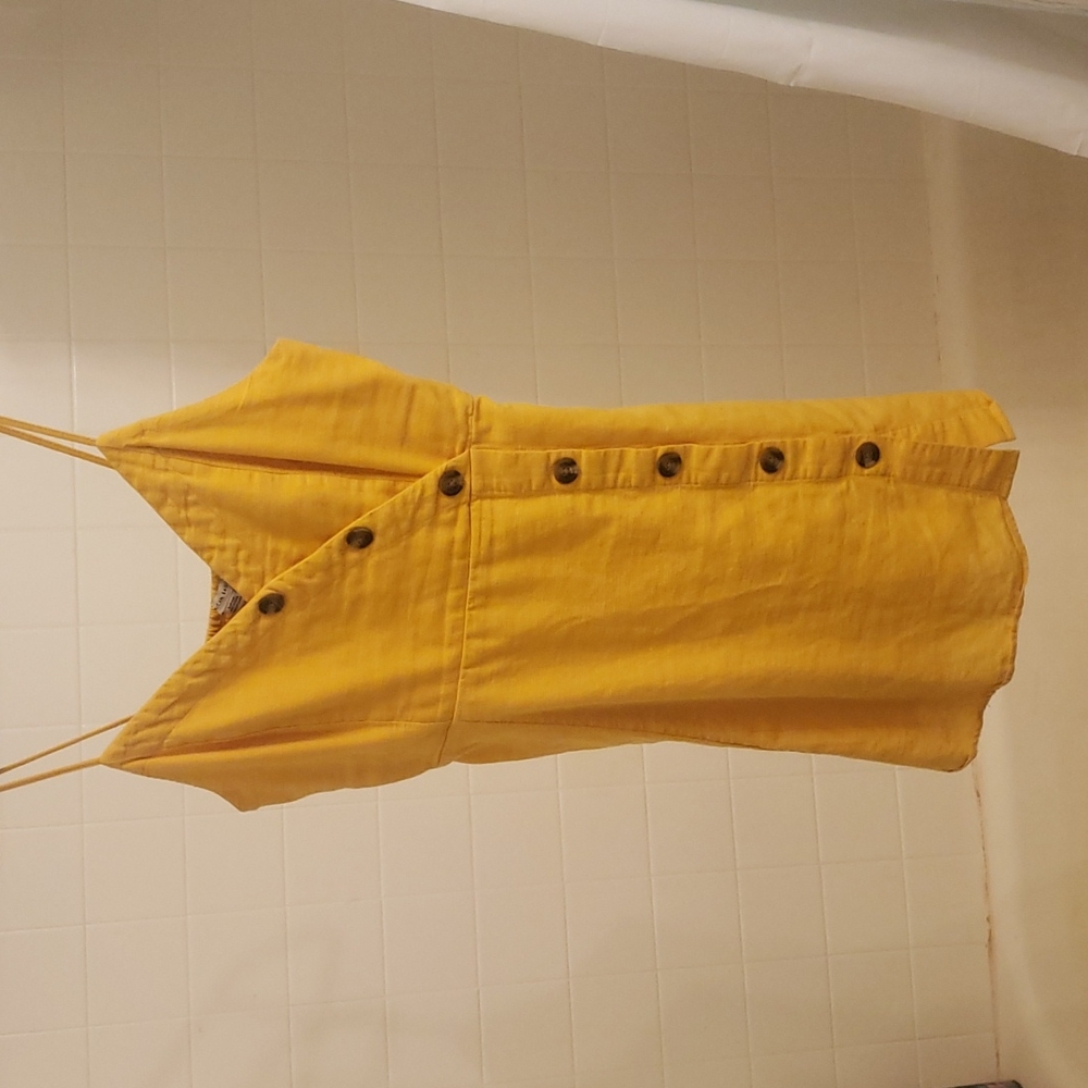 Yellow American Eagle dress with button detail